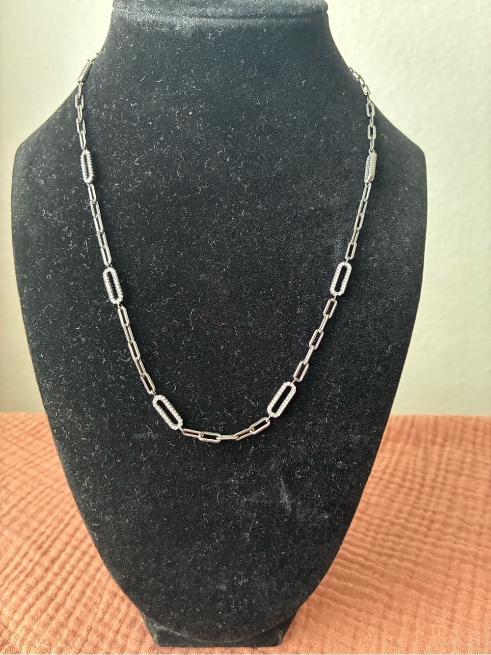 Freida Rothman Black Chain necklace
925 Sterling Silver
18”